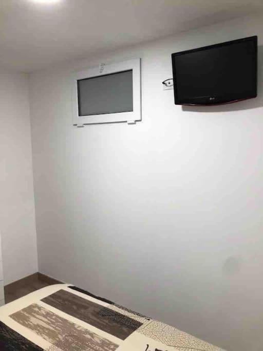 Alojamiento Karina Apartment Les Exterior photo